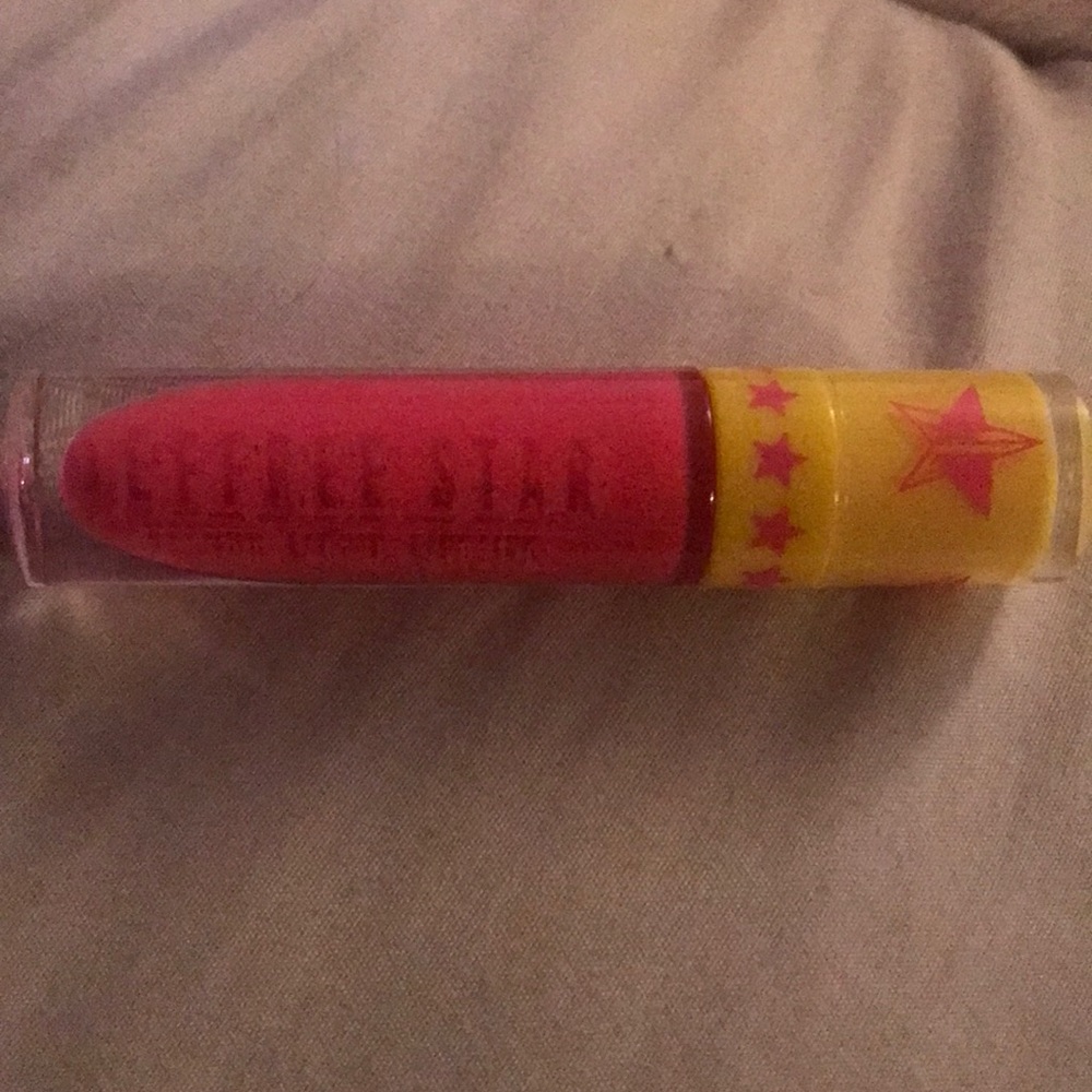 Liquid lipstick